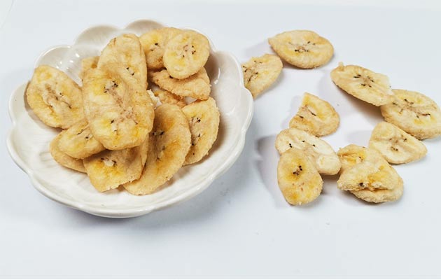 vacuum fried banana chips
