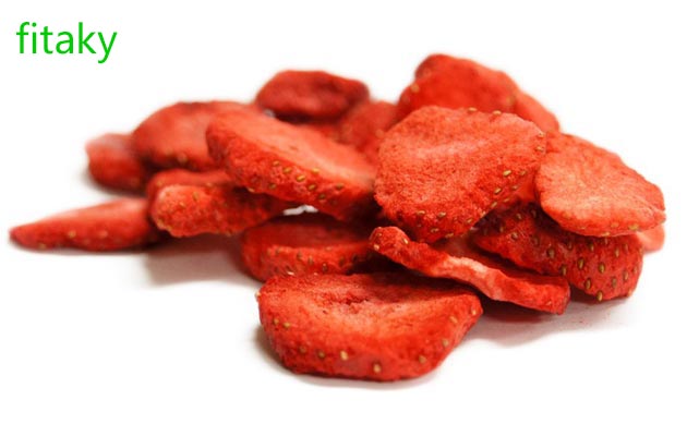 dehydrated strawberry chips